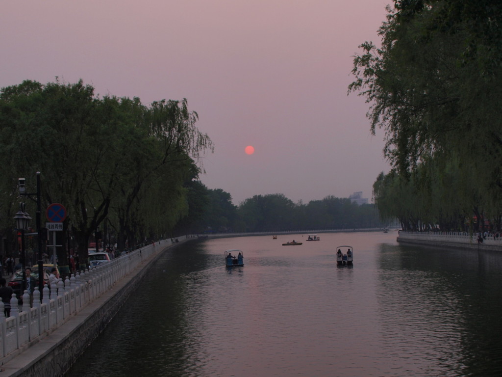 中国人ですら眺めてしまう美しい夕日